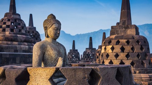 Welcome to The Gorgeous and Amazing World's Biggest Buddhist Temple of Borobudur