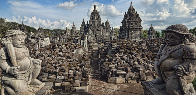 java-tour-package-candi-sewu
