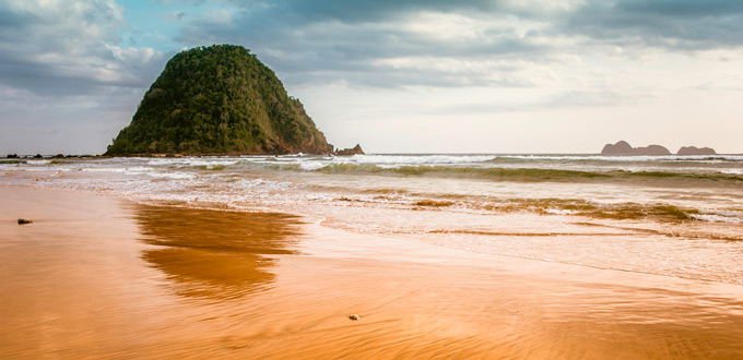 red-island-tour-banyuwangi