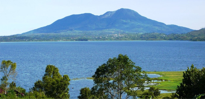 tour-to-padang-twin-lake