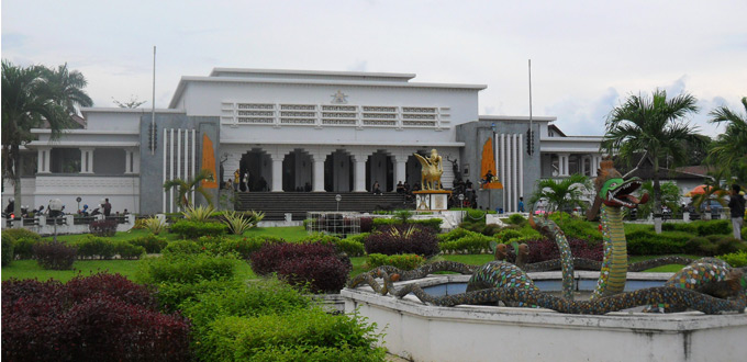former-palace-of-Sultan-Kutai-Kertanegara-central-kalimantan