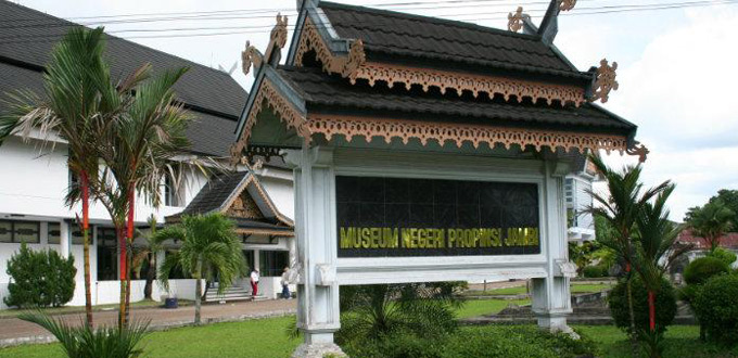 Museum-Negeri-Jambi