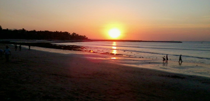 Lesiana-beach-kupang-NTT