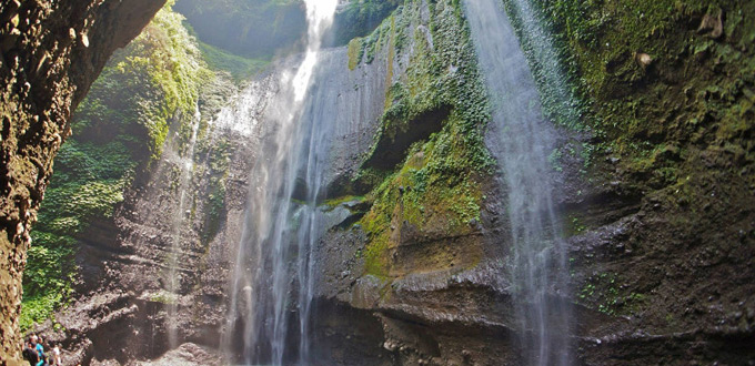Madakaripura-waterfall-proling-jatim