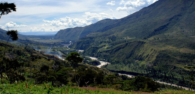 Baliem-Valley-Baliem-River-papua