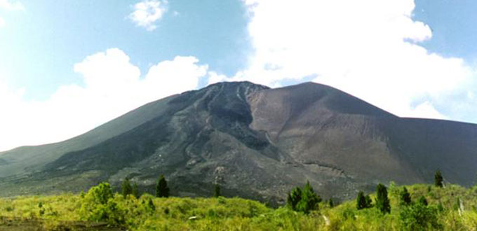Mount-Soputan-North-Sulawesi