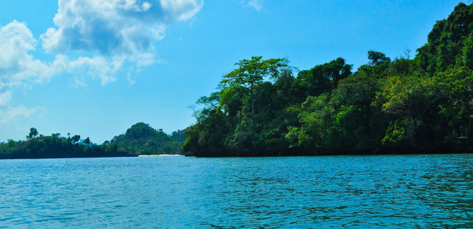 sendang-biru,-sempu-island-east-java