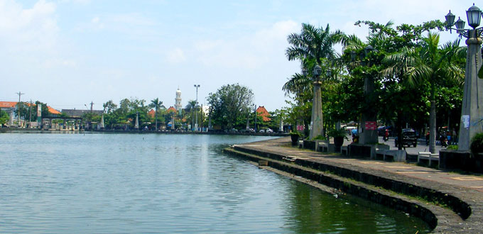 Polder-Tawang-Semarang