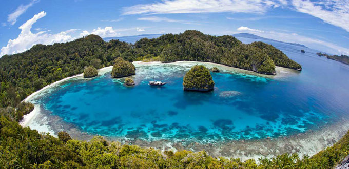 batanta-island-papua